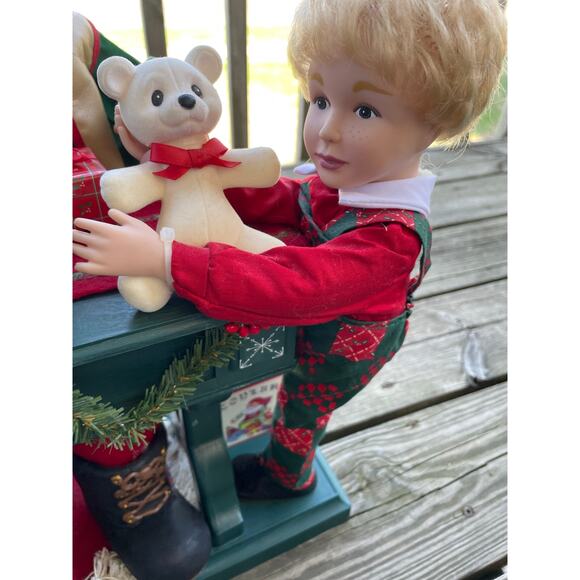 Holiday Creations 20" Animated Musical Lighted Santa Toy Workshop Motionette - Picture 13 of 16